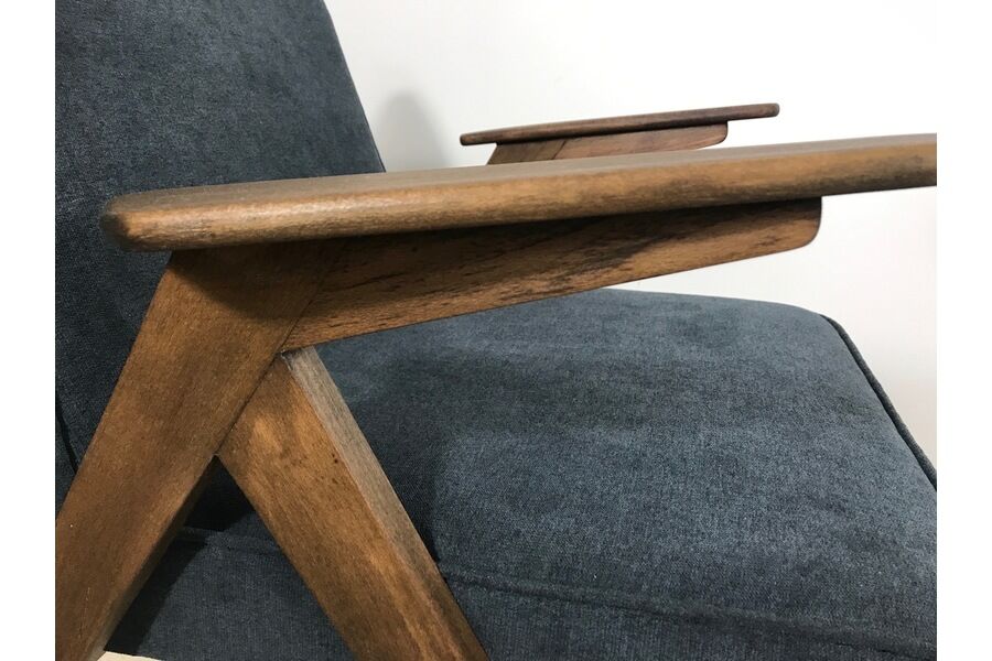 Pair of chairs bunny type 300 177, by J. Chierowski, 1960