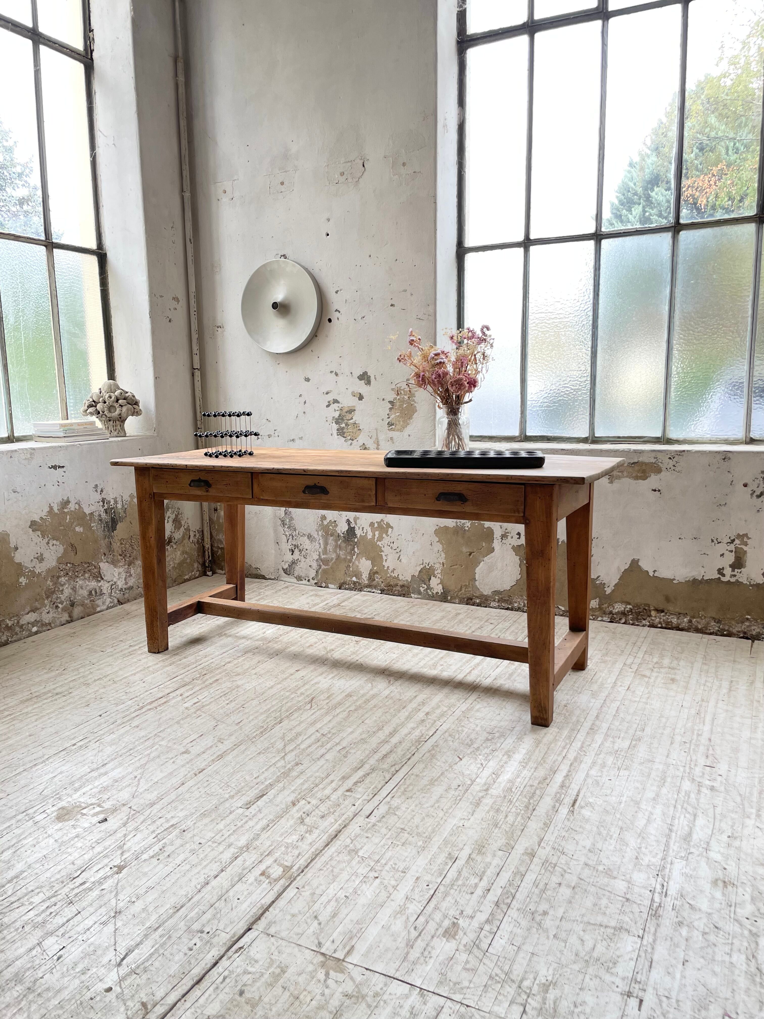 Oak island farmhouse table 2m