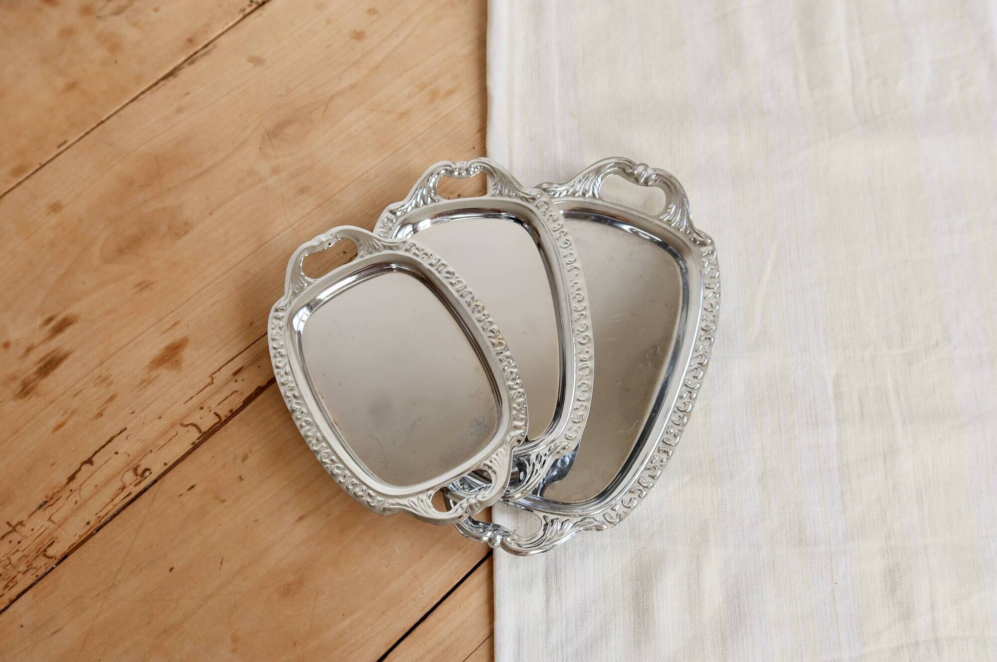 Trio de mini plateaux vintage métal argenté
