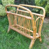 Wicker newspaper rack / magazine rack