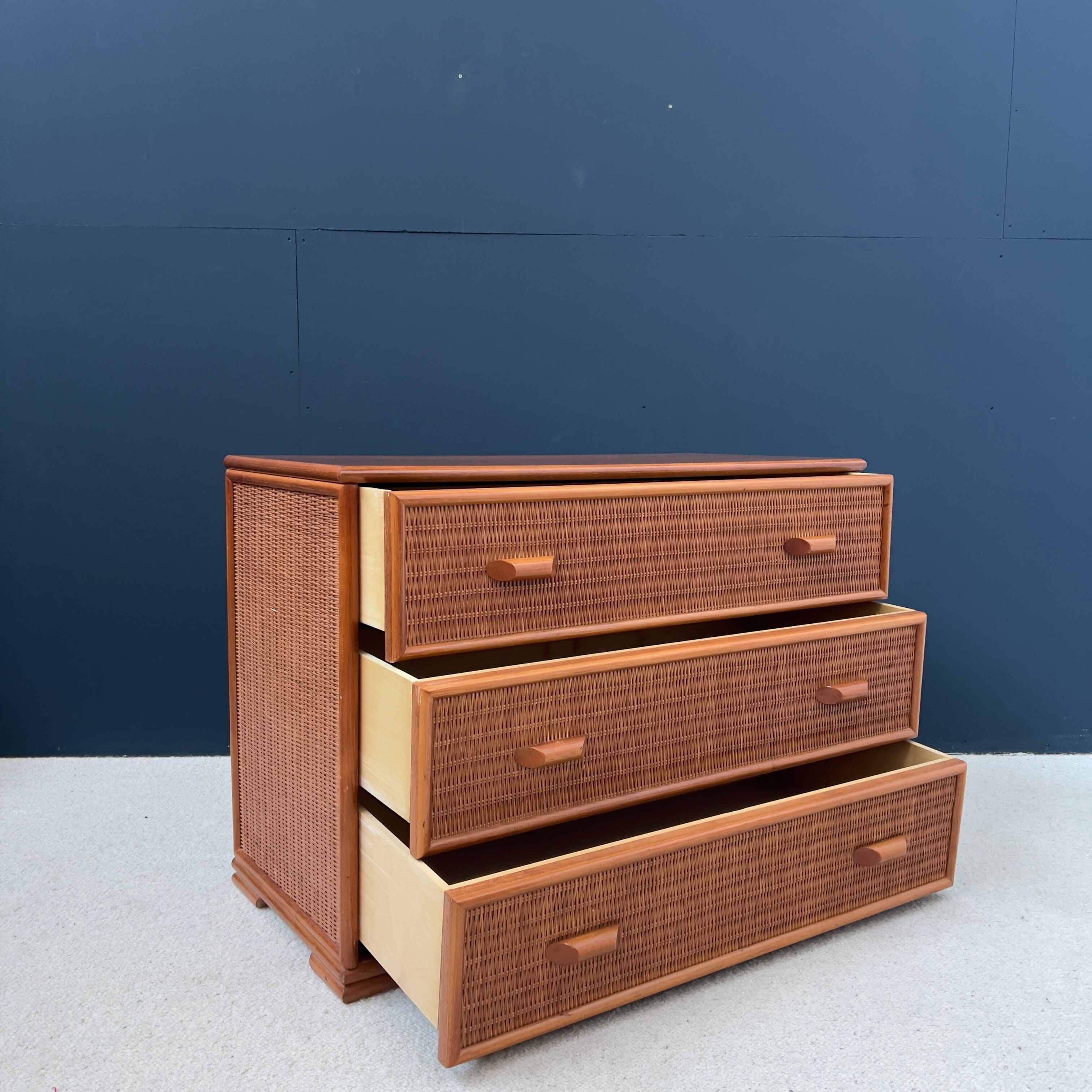 Vintage rattan chest of drawers 3 drawers