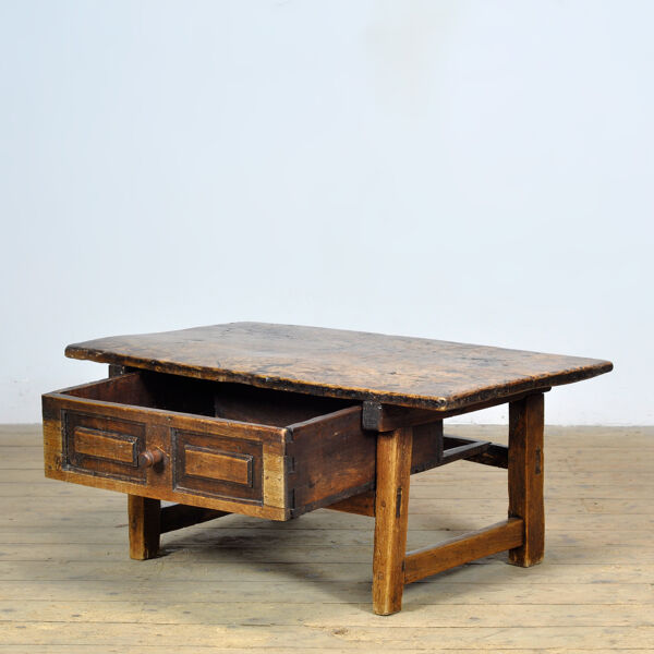 Table en châtaignier espagnole, XVIIe/XVIIIe siècle