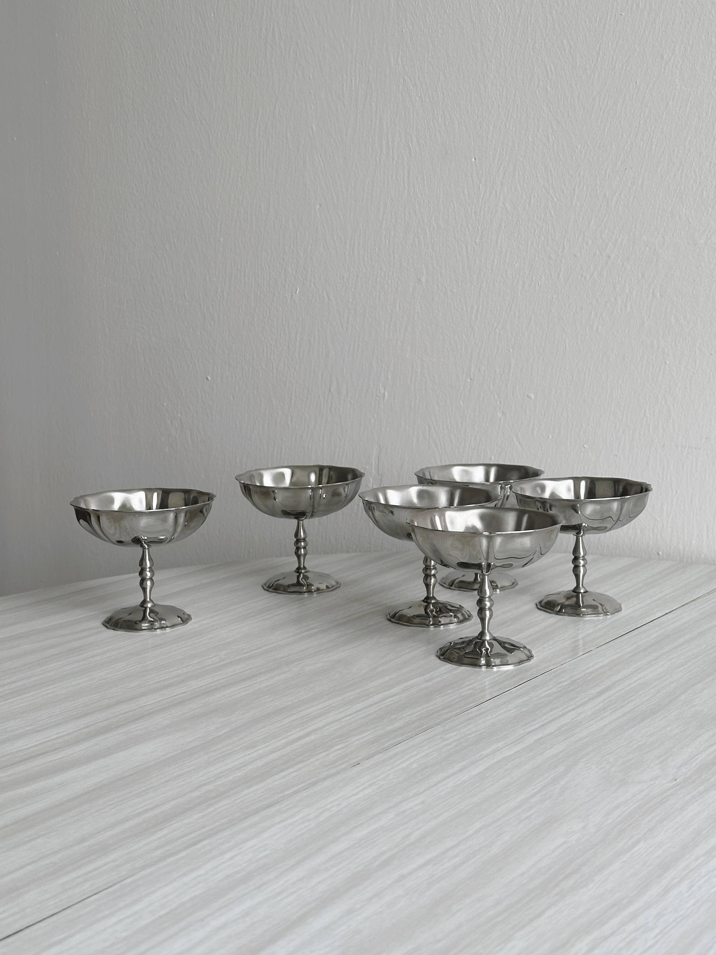 6 stainless steel cups