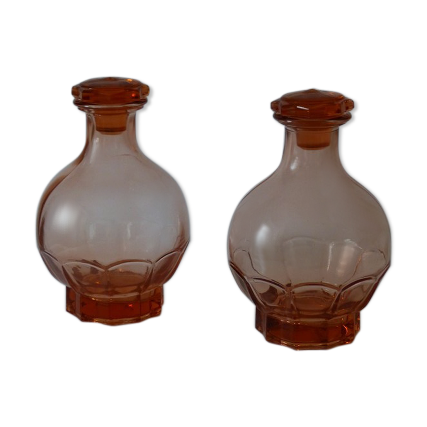 Lot de 2 carafes en verre rose vintage Selency