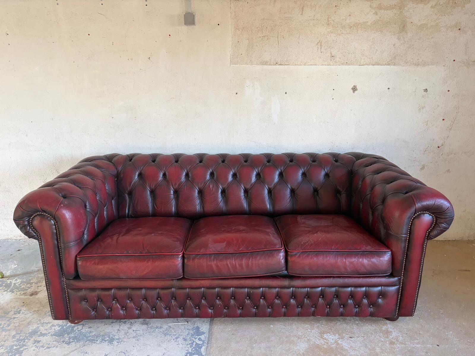 Chesterfield convertible sofa bed