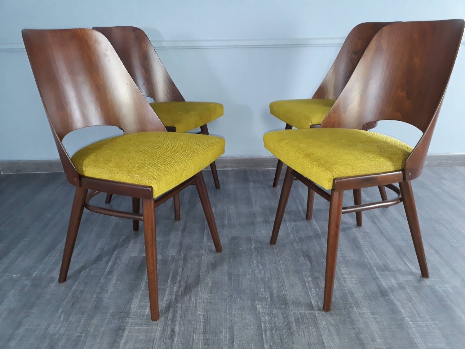 Set 4 chaises TON514 par Oswald Haerdtl, 1960s