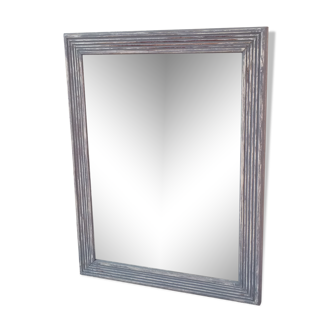 Miroir ancien en bois avec patine grise et blanche