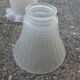 Lot de 3 suspensions globe en verre moulé vintage