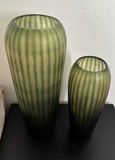 Vase en verre soufflé à la main et gravé