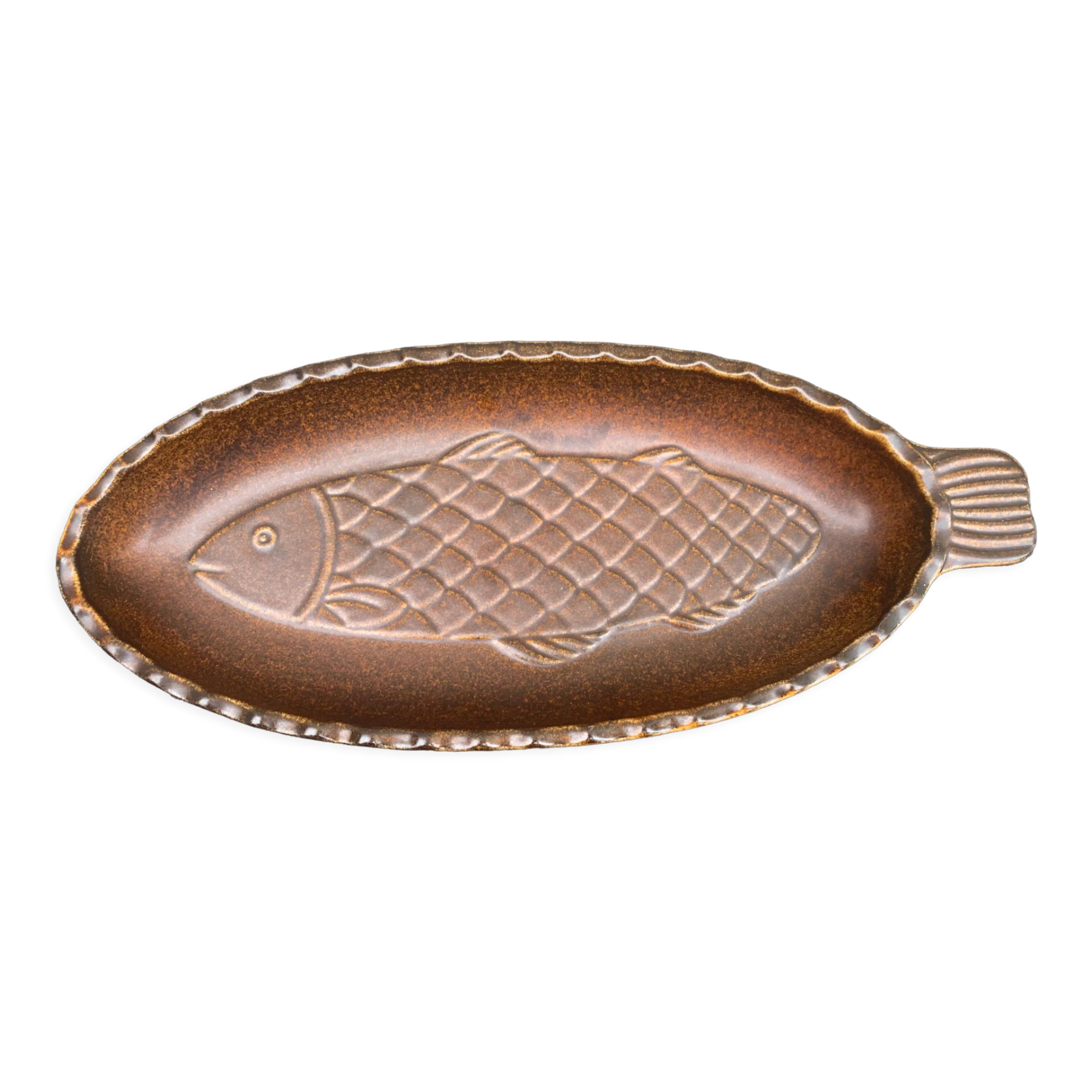 Glazed ceramic dish with fish pattern in relief friesbud melitta germany katen geschler 70