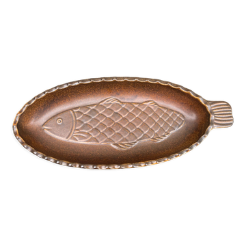 Glazed ceramic dish with fish pattern in relief friesbud melitta germany katen geschler 70