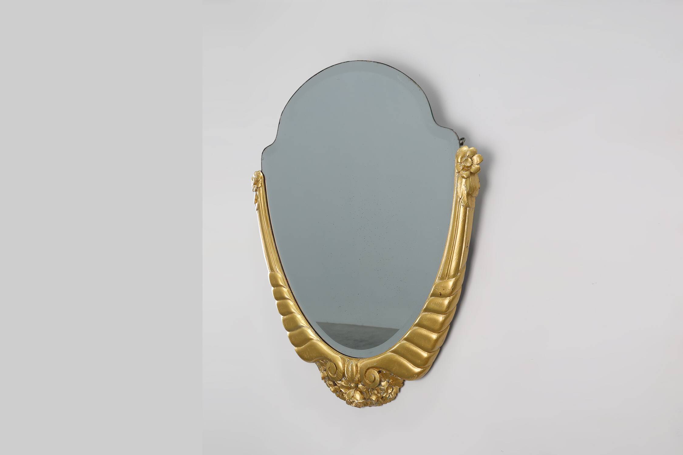 Oval Art Deco carved Gilt Wooden Mirror, France ca. 1920