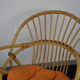 Fauteuil en osier enfant avec coussin orange