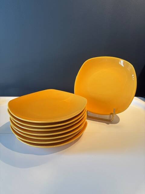 Vintage gold plates