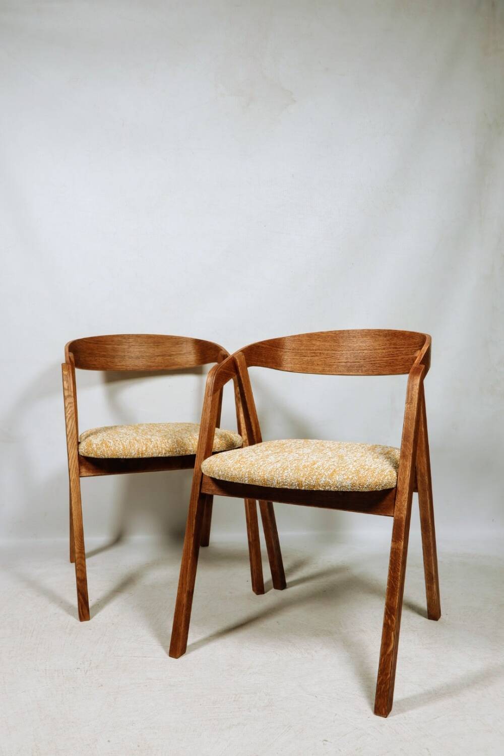 Vintage dining chairs oak wood yellow mellow Boho upholstery