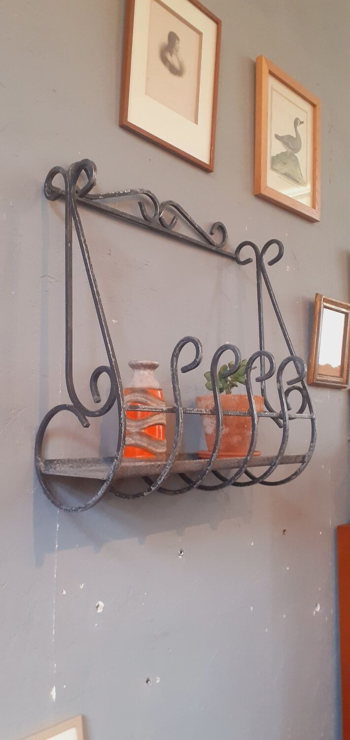 Vintage wall planter year 70