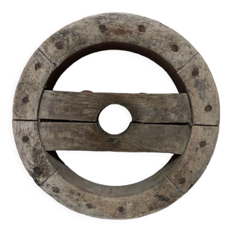 Old wooden wheel, wooden industrial pulley, diameter 35 cm