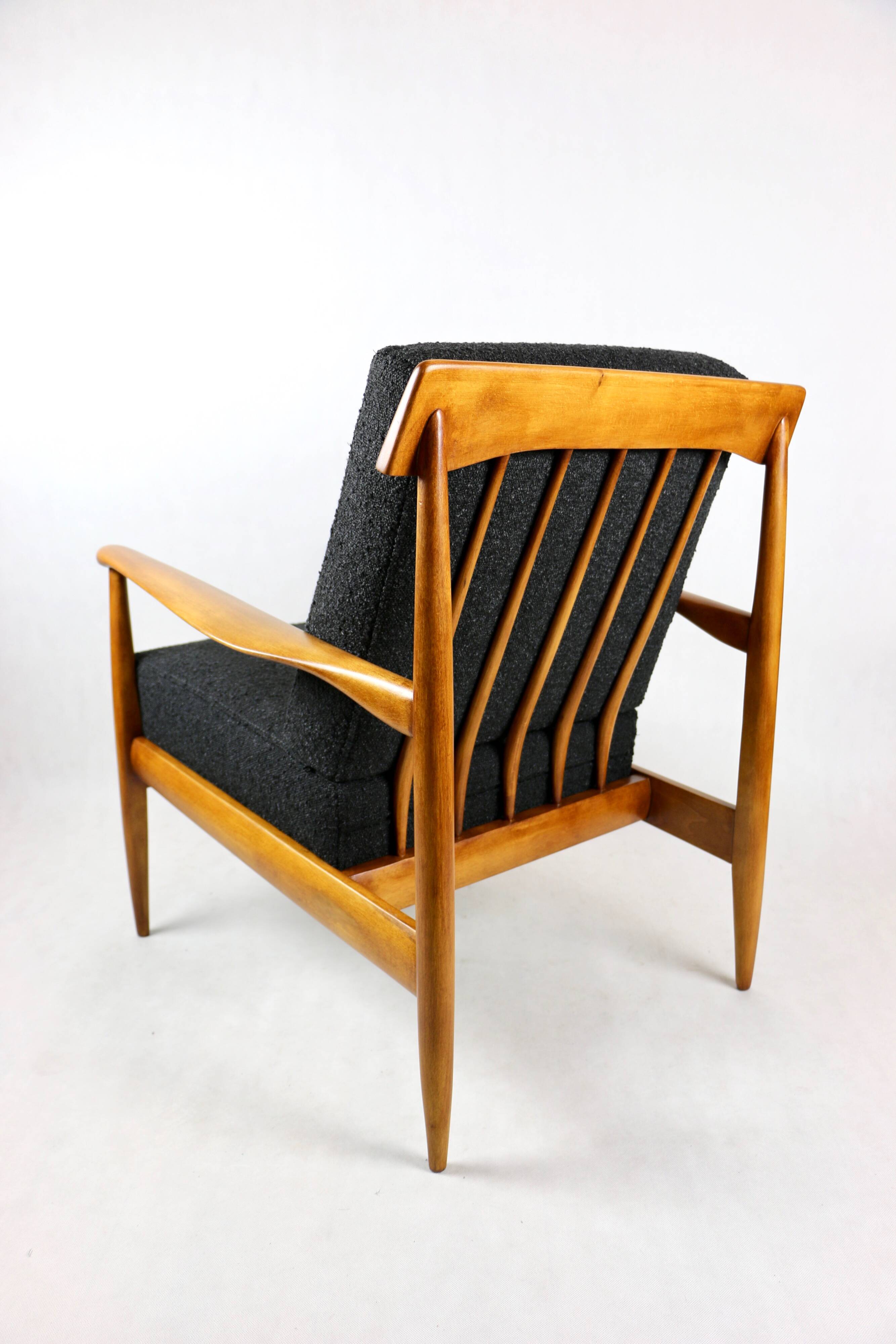 Fauteuil boucle noir design danois sur les oreillers, années 1970