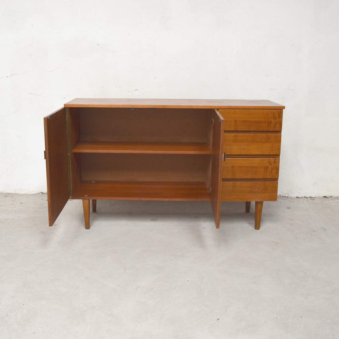 Vintage 60s enfilade