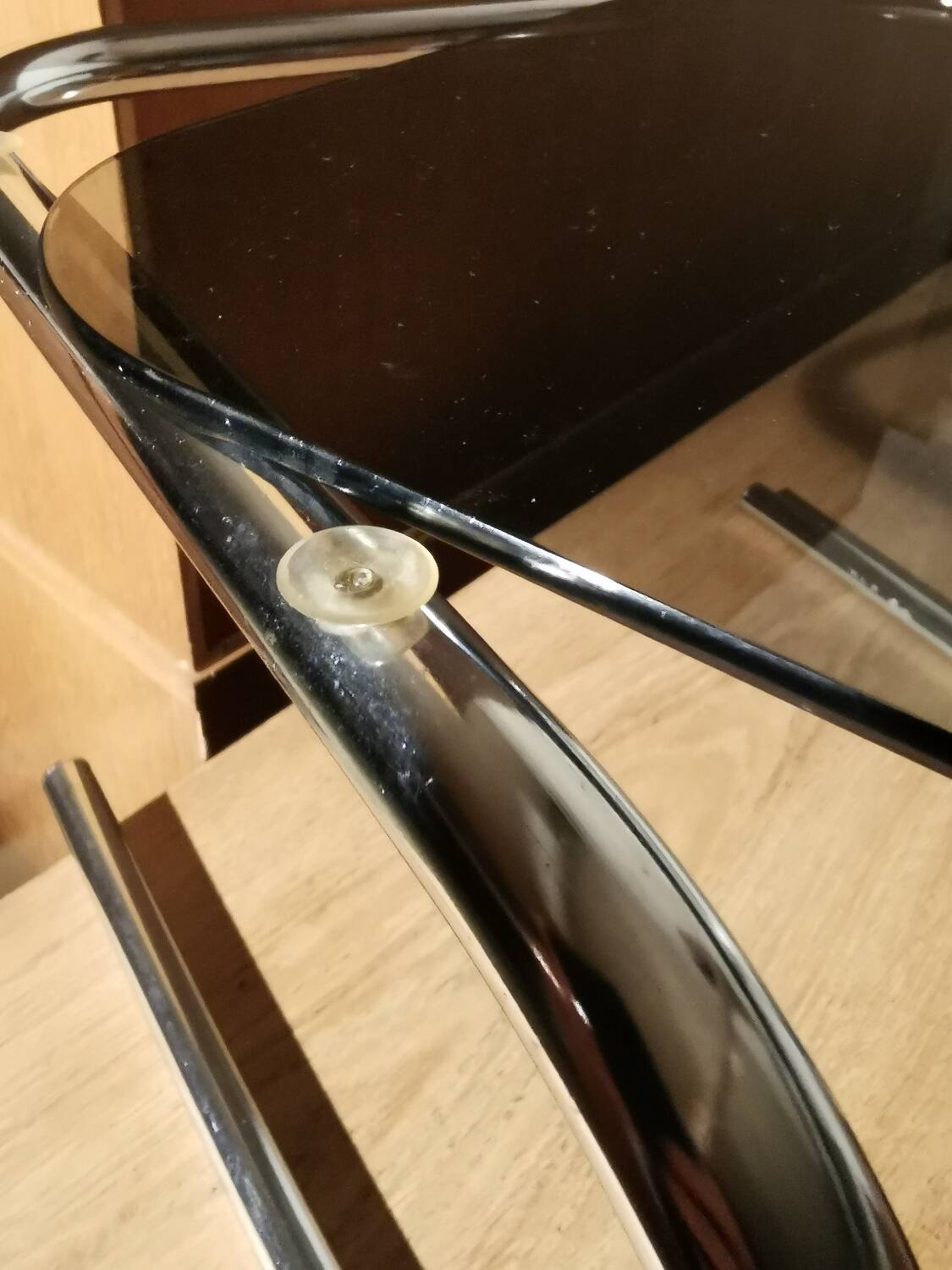 2 nesting tables in glass and chrome metal