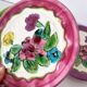 Lot de 5 assiettes en barbotine fleurs Vallauris 1950