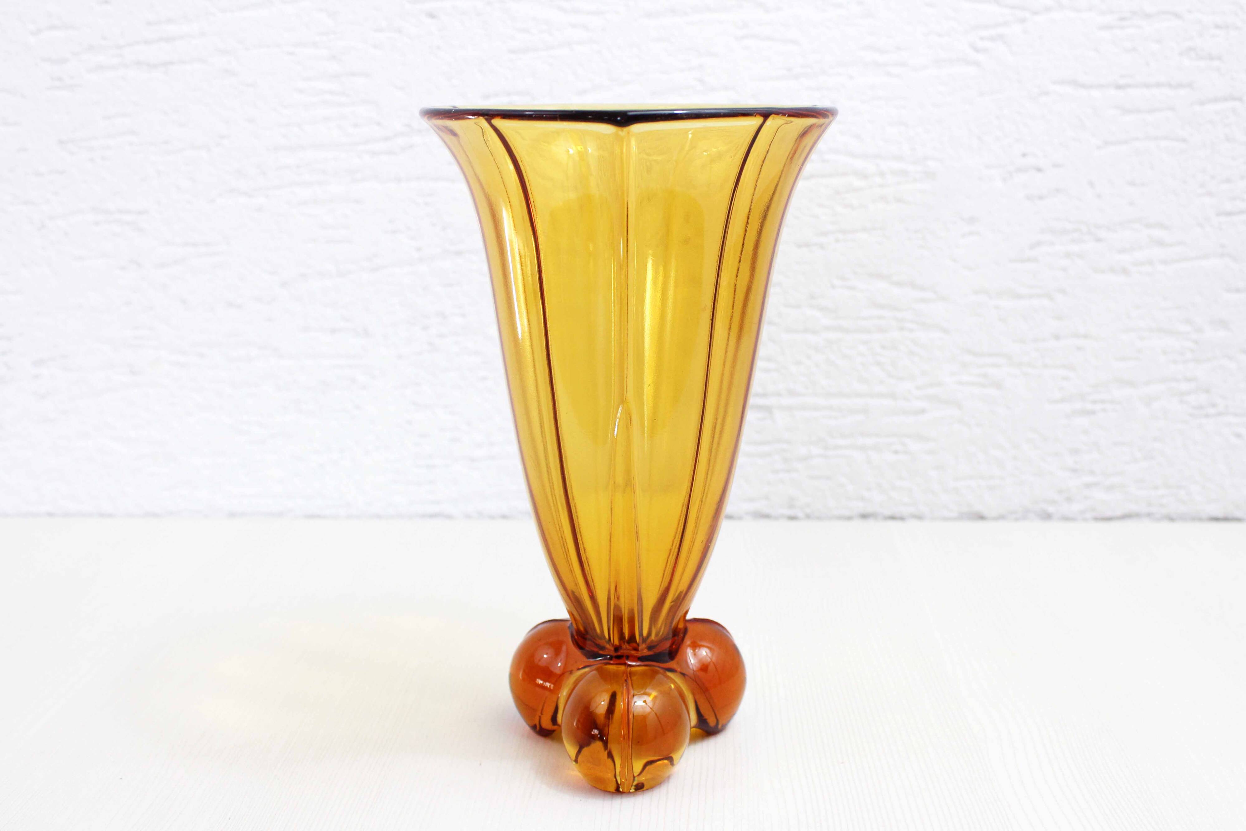 Art Deco amber glass vase 1930