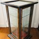 Guéridon vitrine
