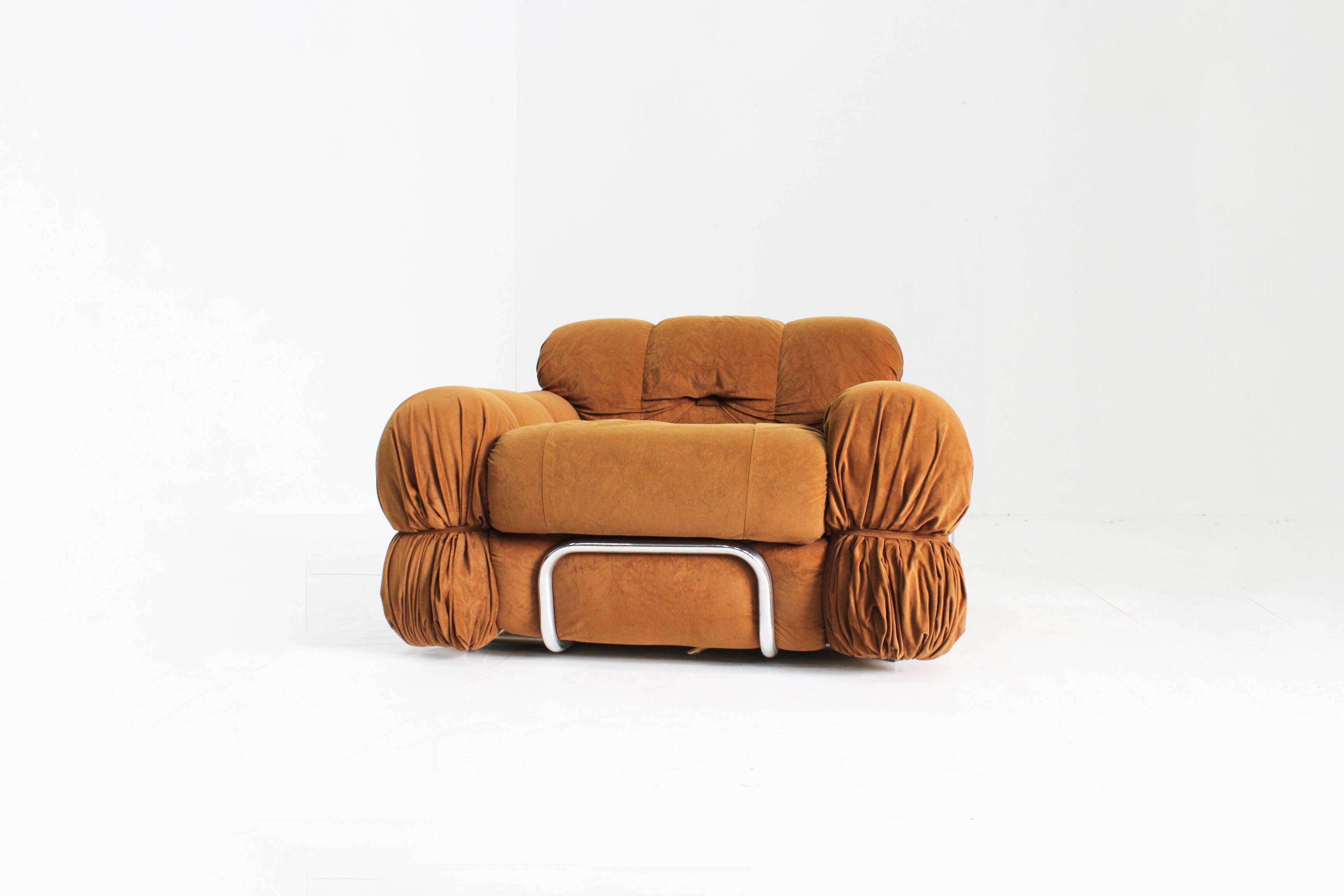 Vintage Italian armchair 1970