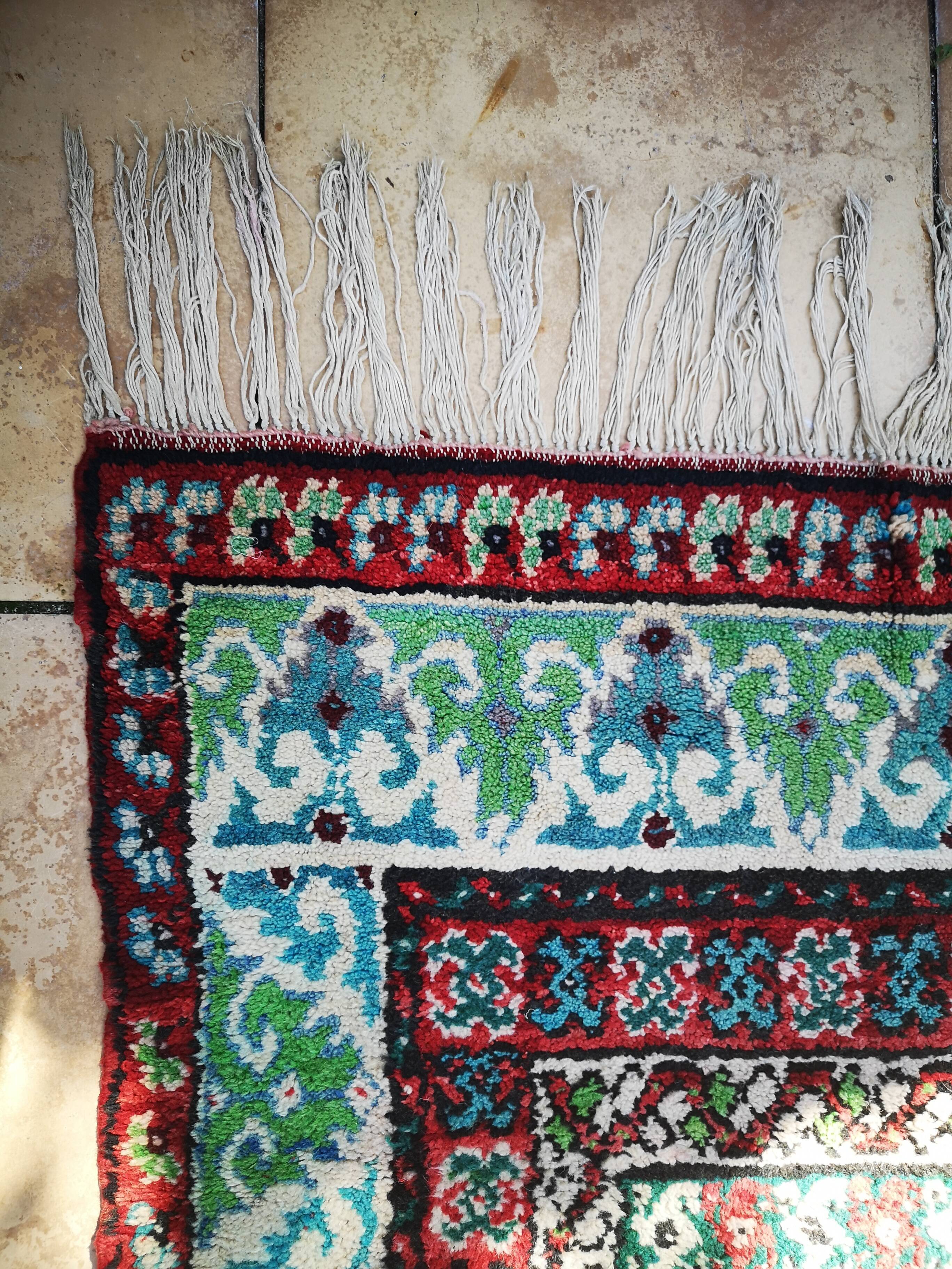 Persian wool carpet 260x138 cm