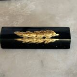 Resin knife holder