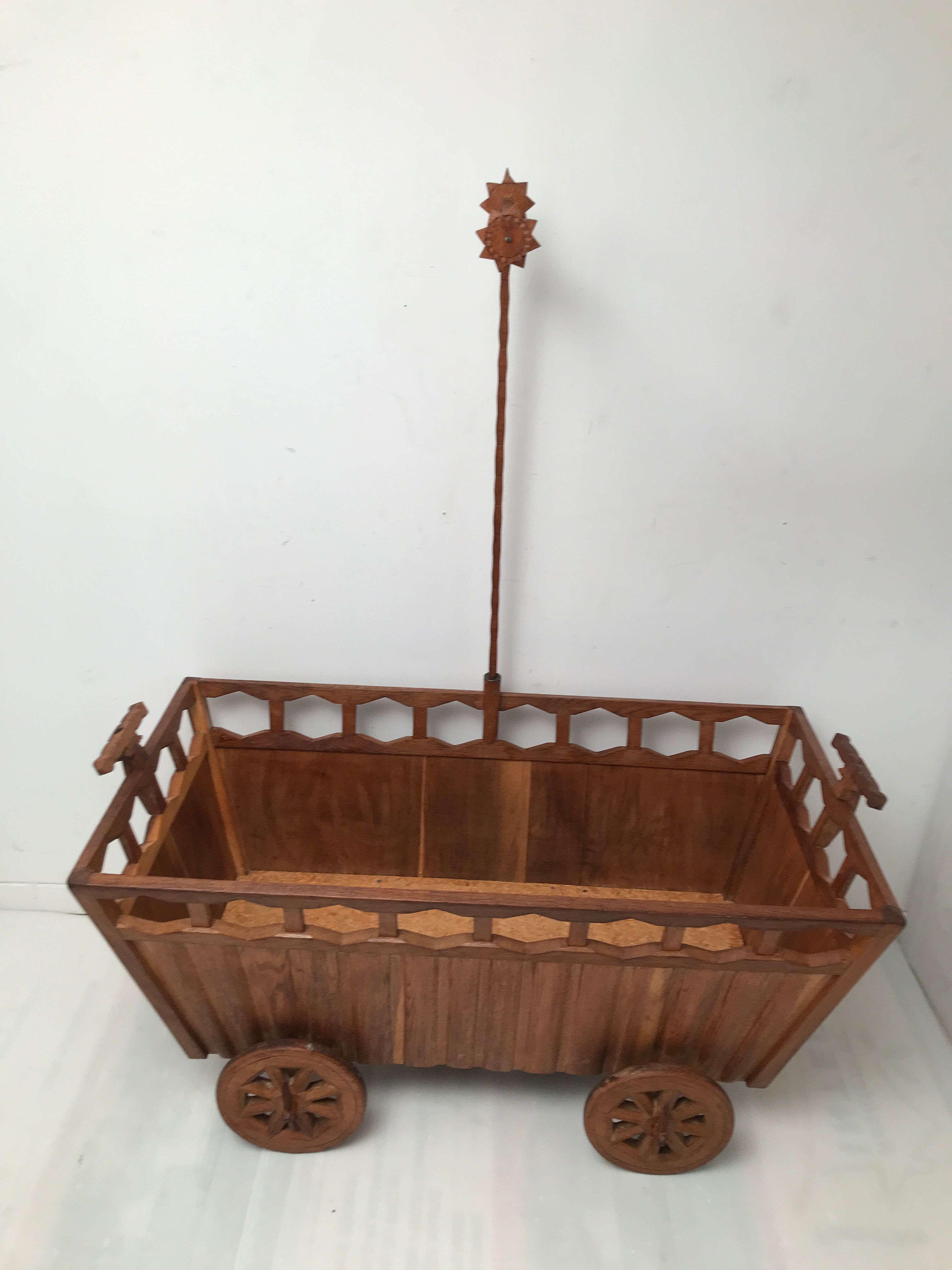 Wooden castor bed from the 40s and 50s