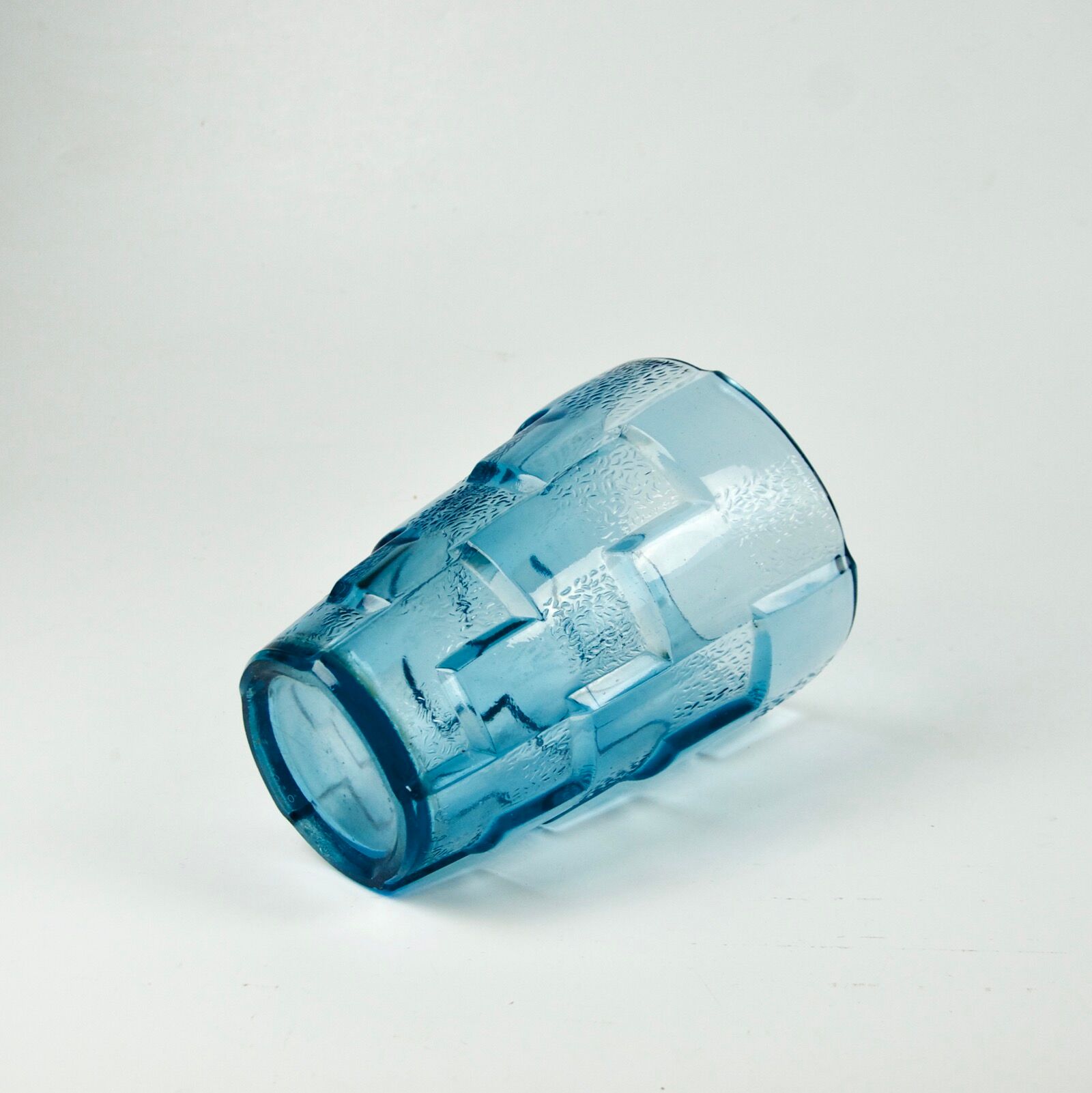 Vase Art Deco modernist style Daum of Avesn 1930