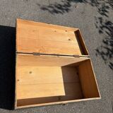 old large wooden trunk / vintage