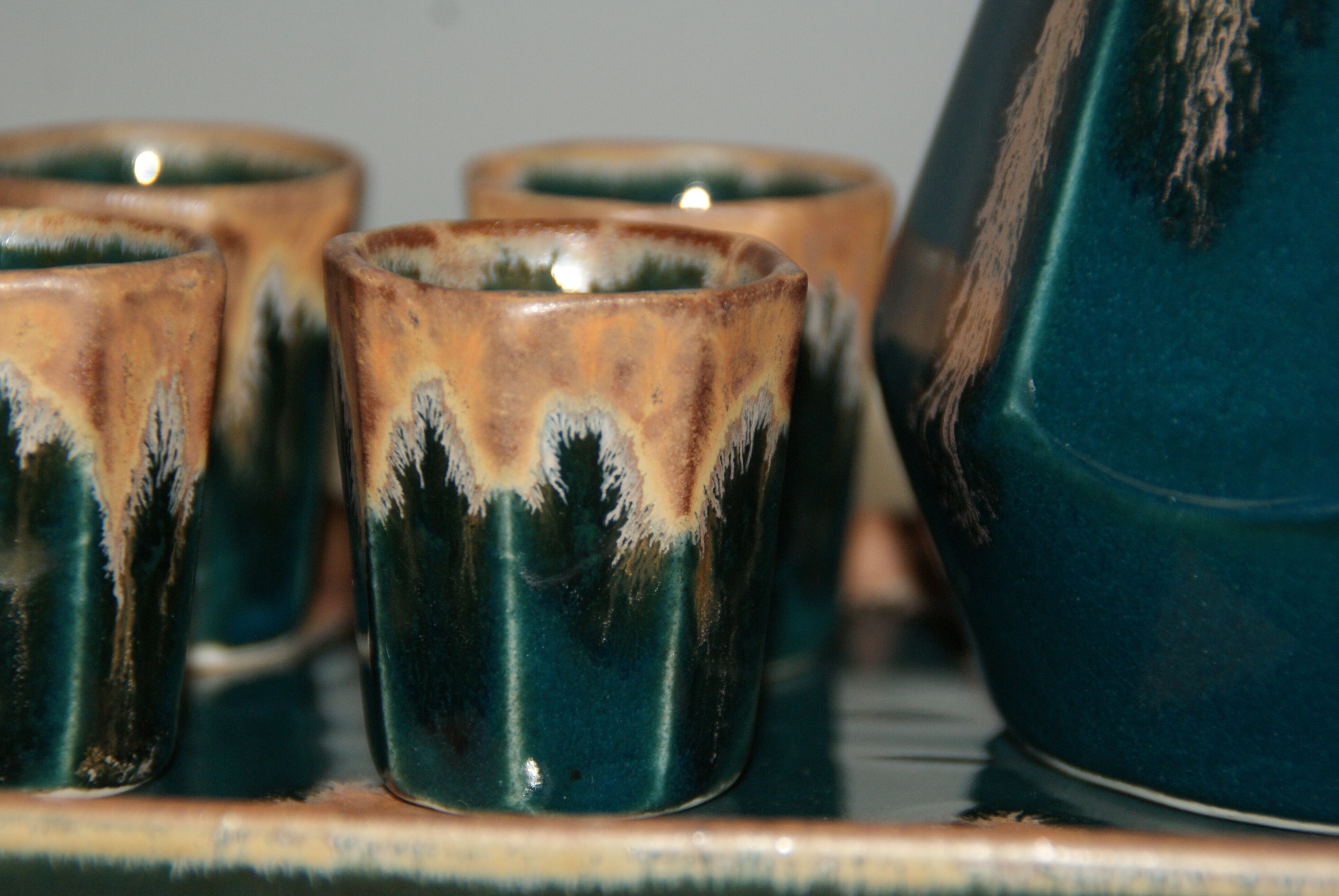 Liquor service,  Denbac