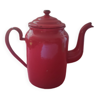 Cafetière en tôle émaillée rouge