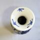 Vase chinois ancien céramique décor de fleurs blanc bleu