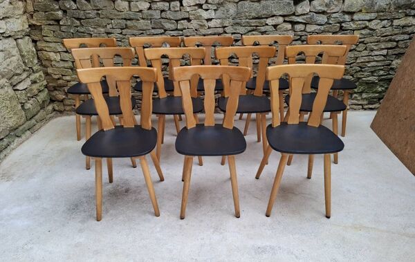 Lot de 12 chaises de bistrot
