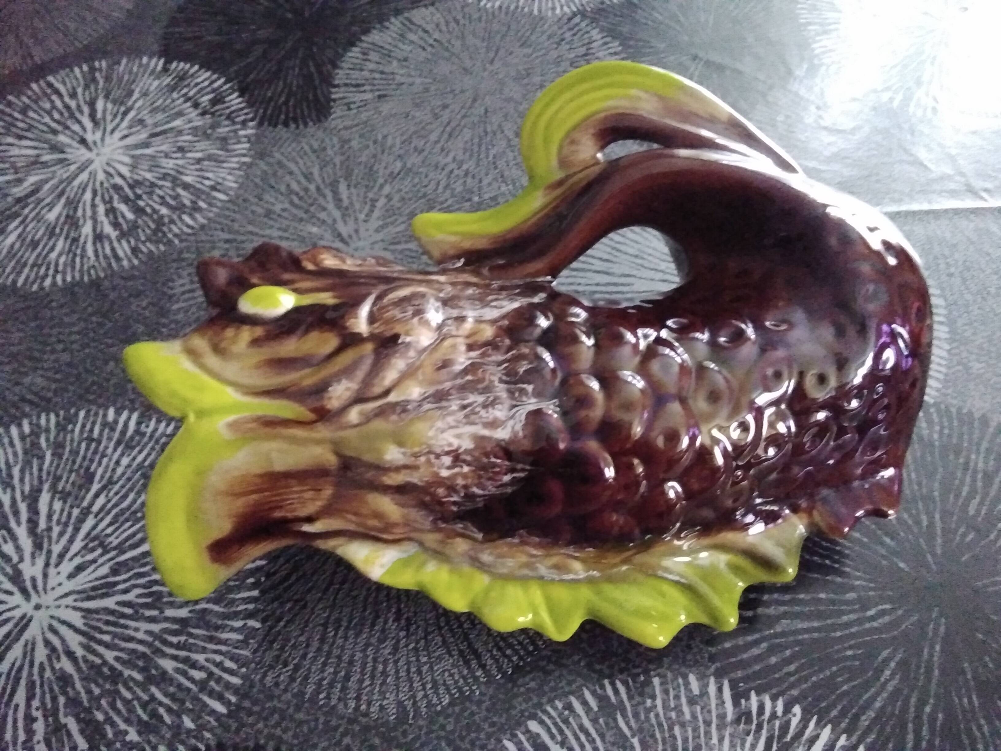 Pitcher slurry fish shape