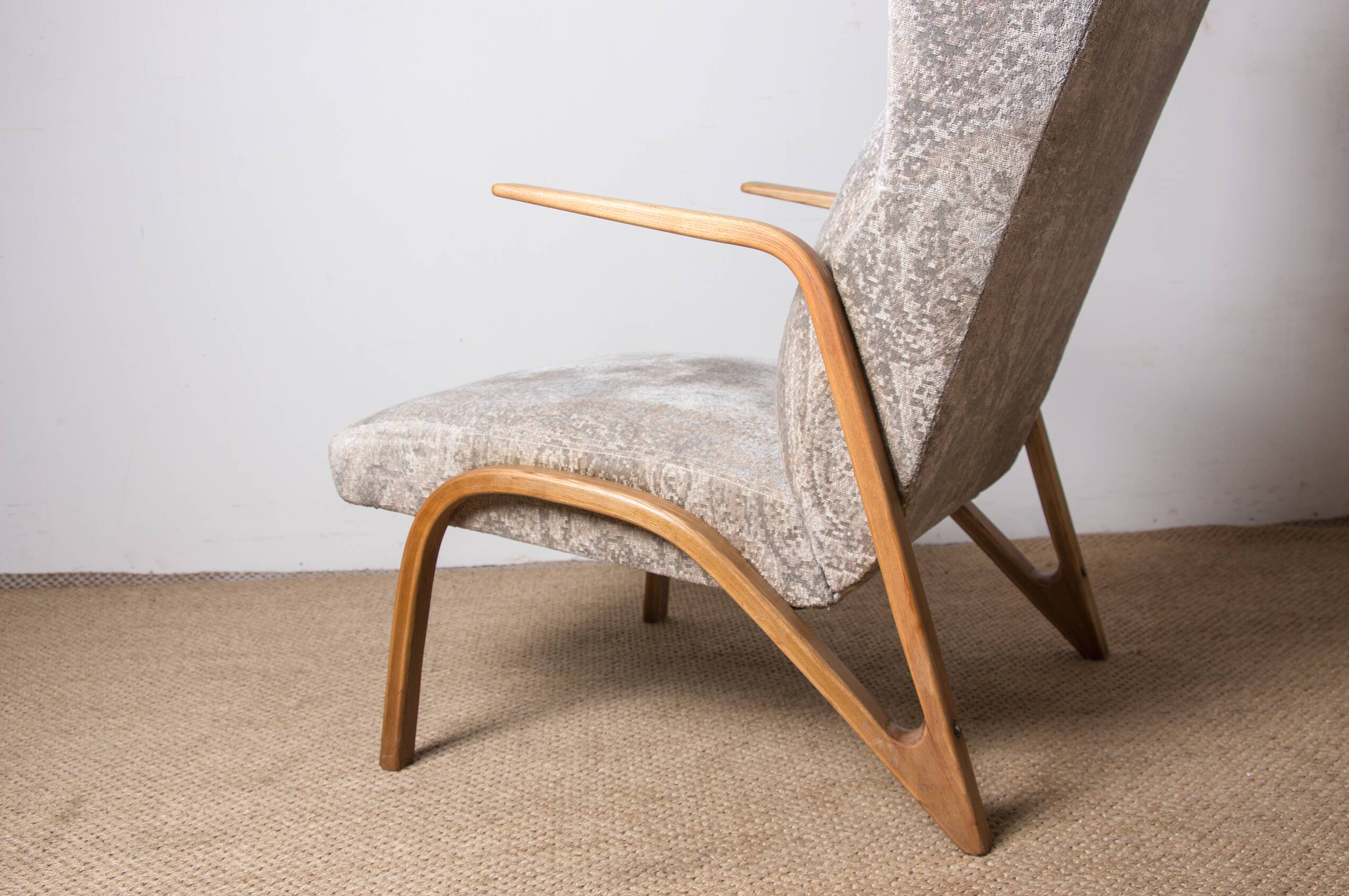 High armchair in curved beech and recent konkav fabric model by paul bode for federholz.