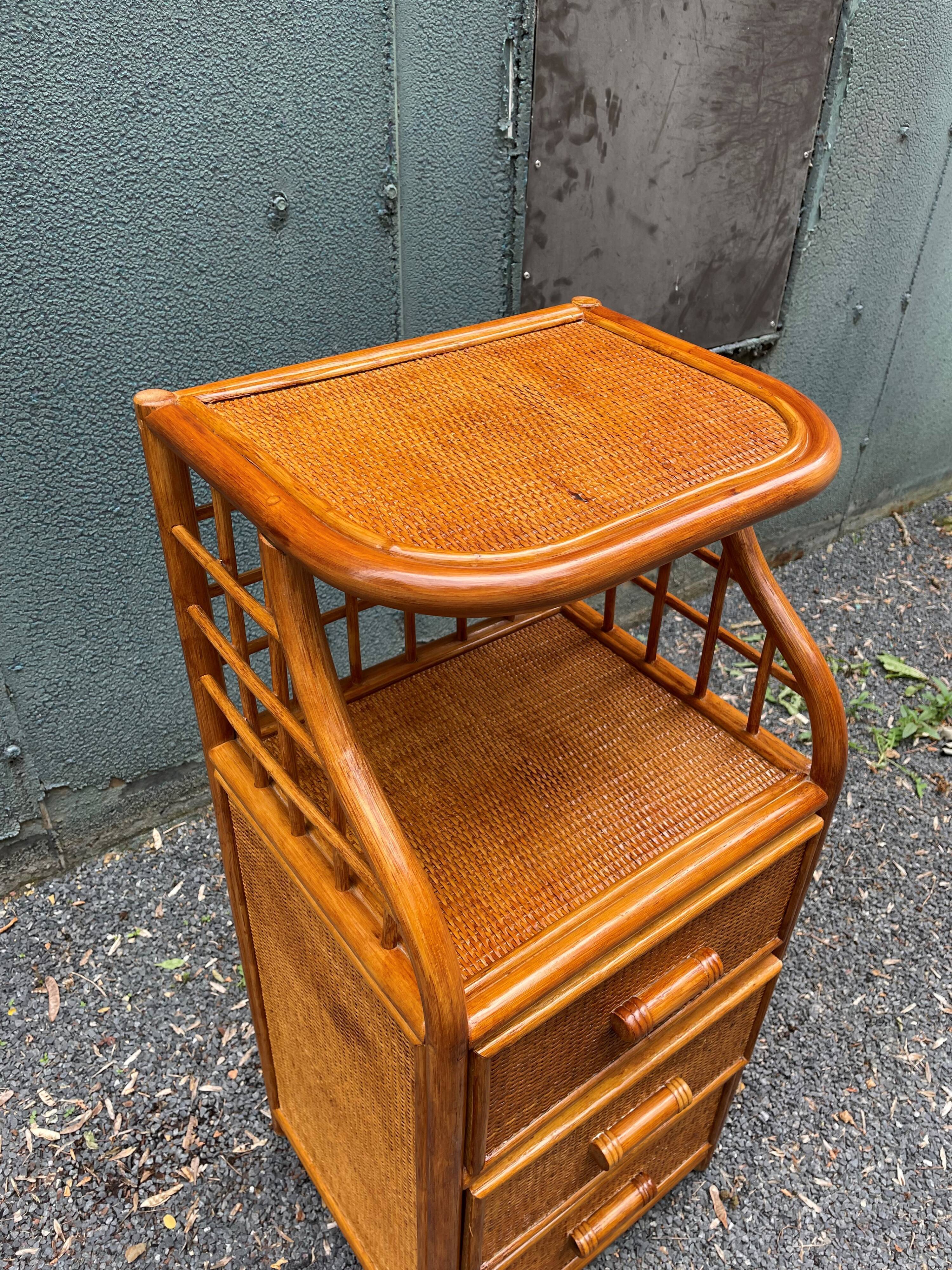 Shelf to install or vintage rattan furniture