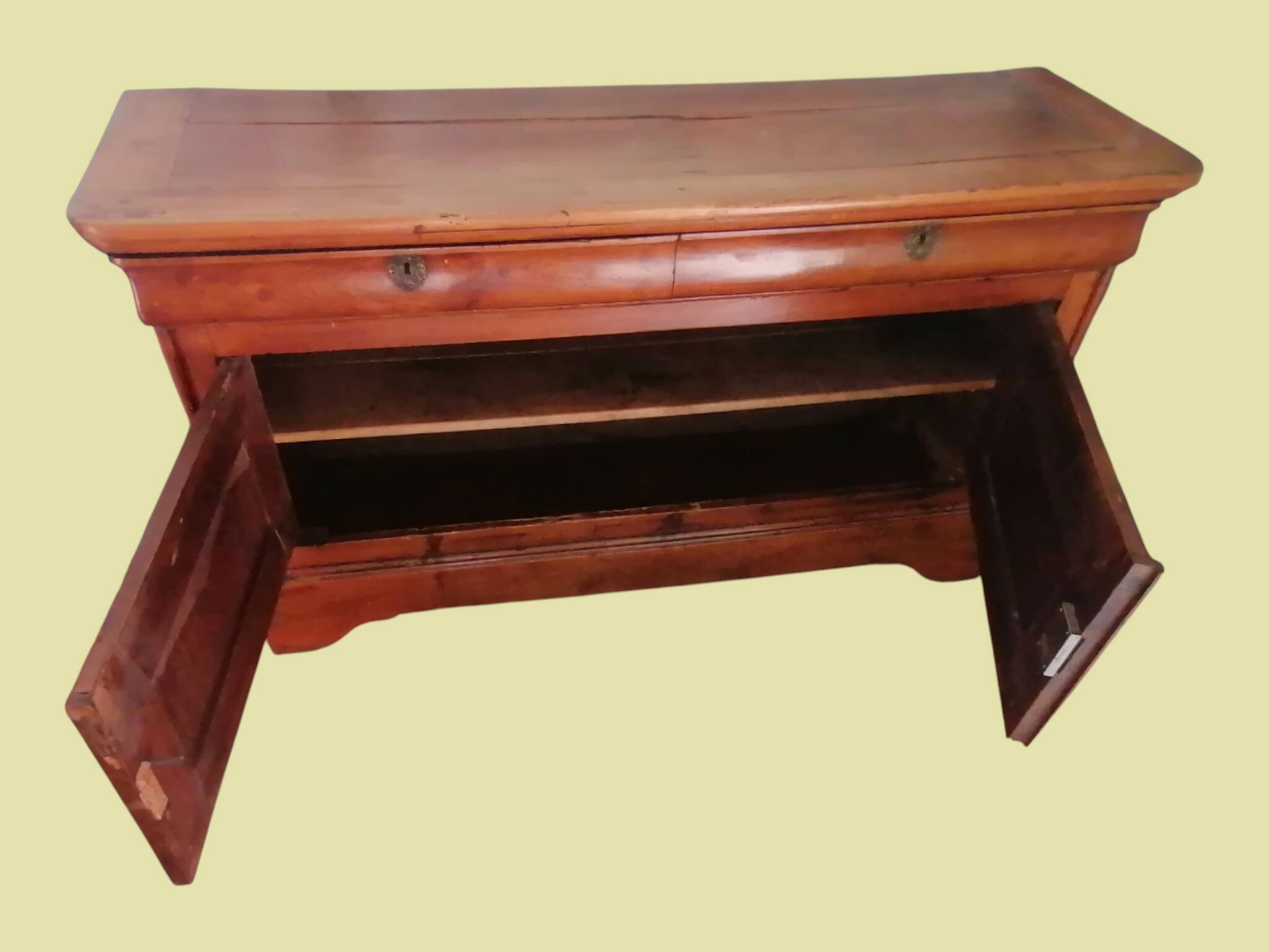 Sideboard very much in solid wood - Louis Philippe style.