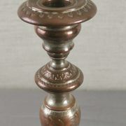 PAIRE DE BOUGEOIRS ANCIENS