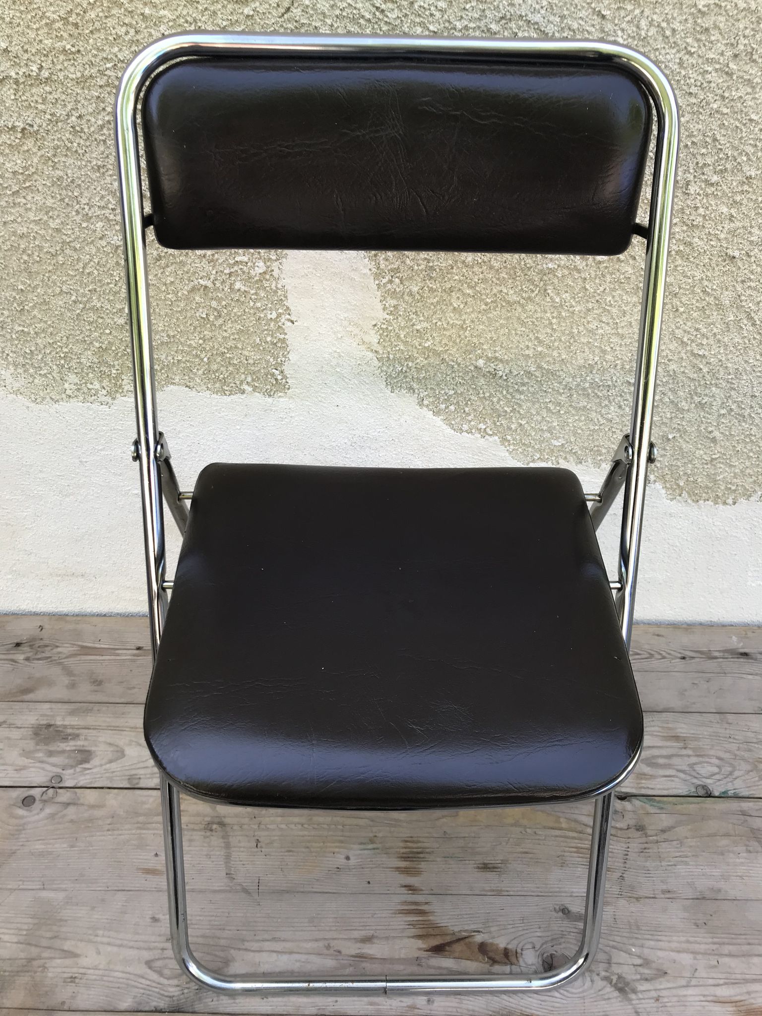 Old Soudexvinyl folding chair 70s