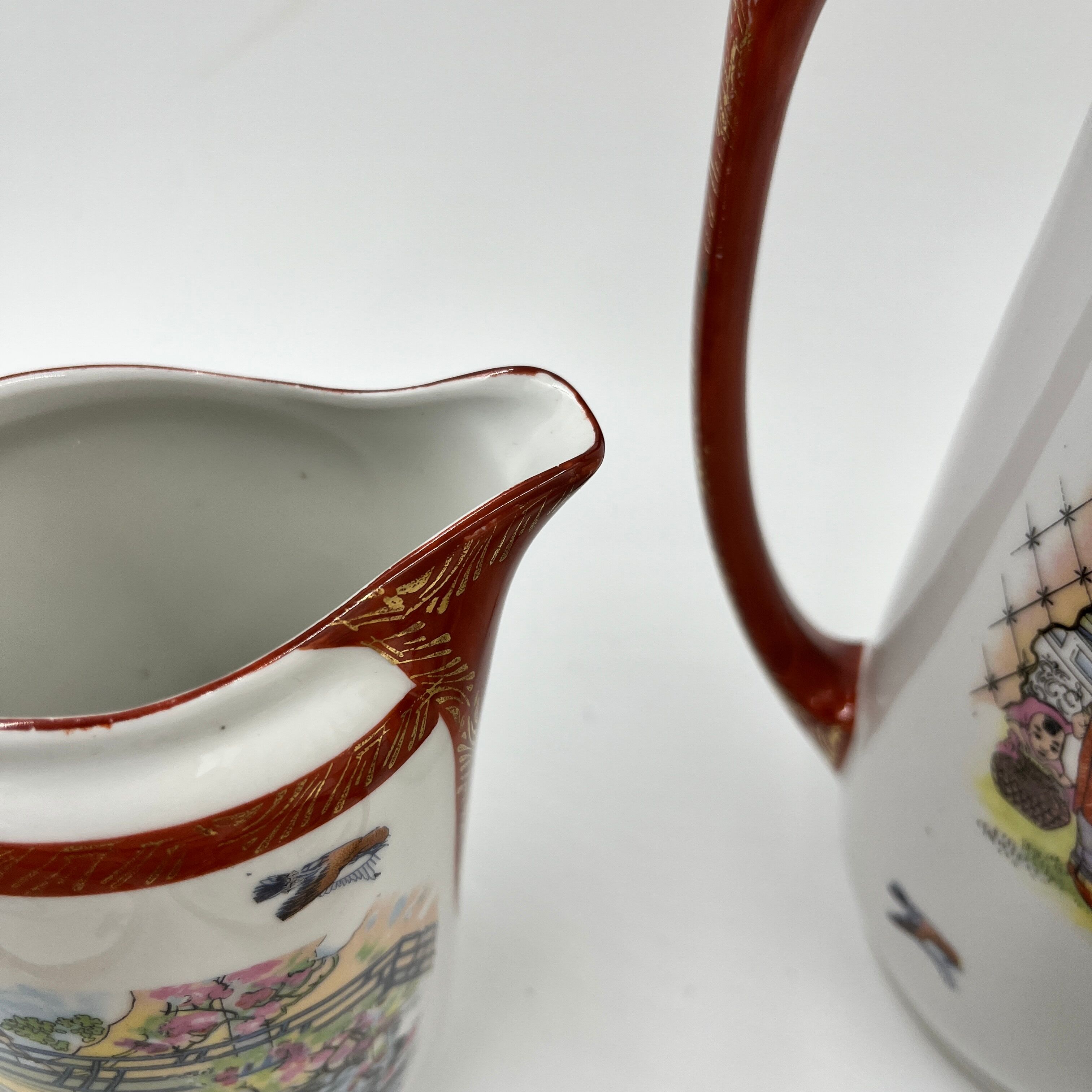 Japanese décor coffee service