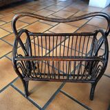 Porte revue rotin