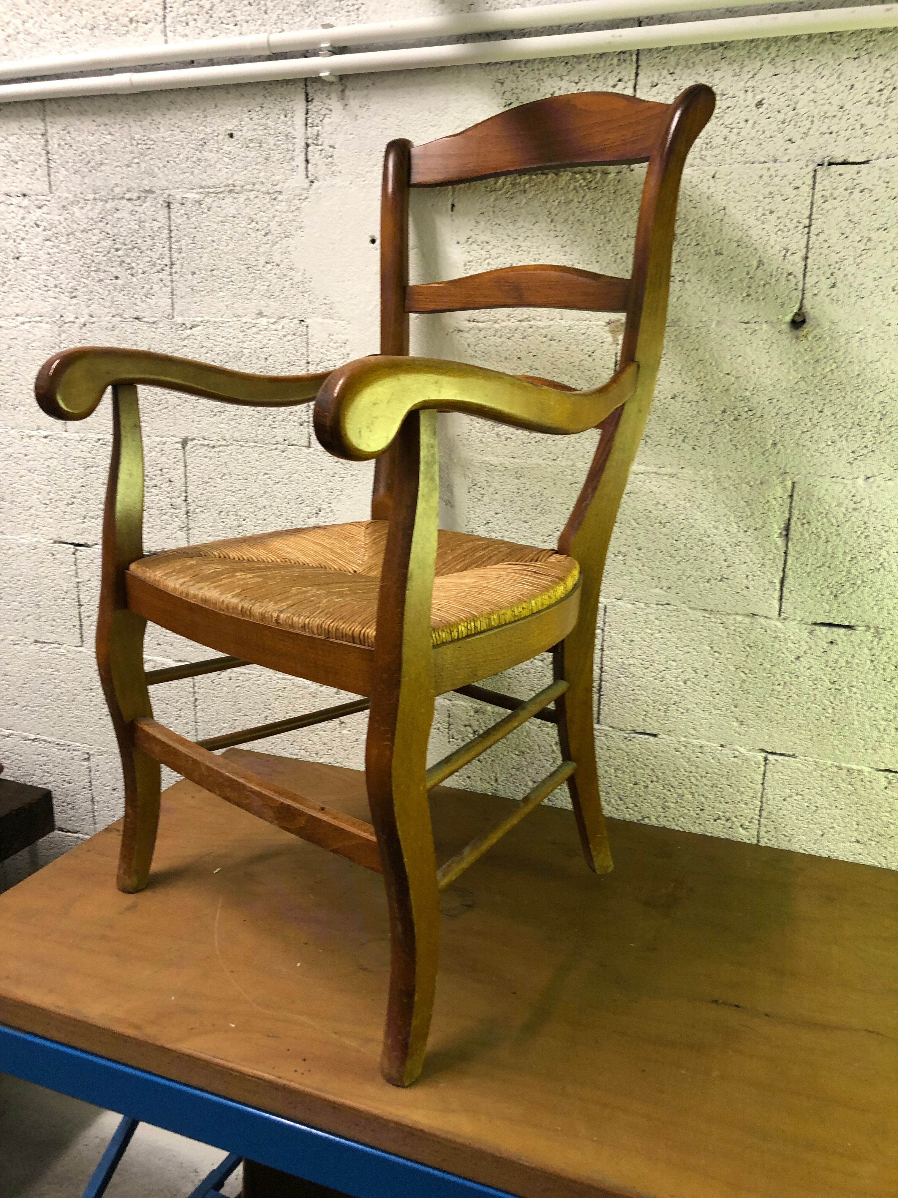 Fauteuil paillé ancien