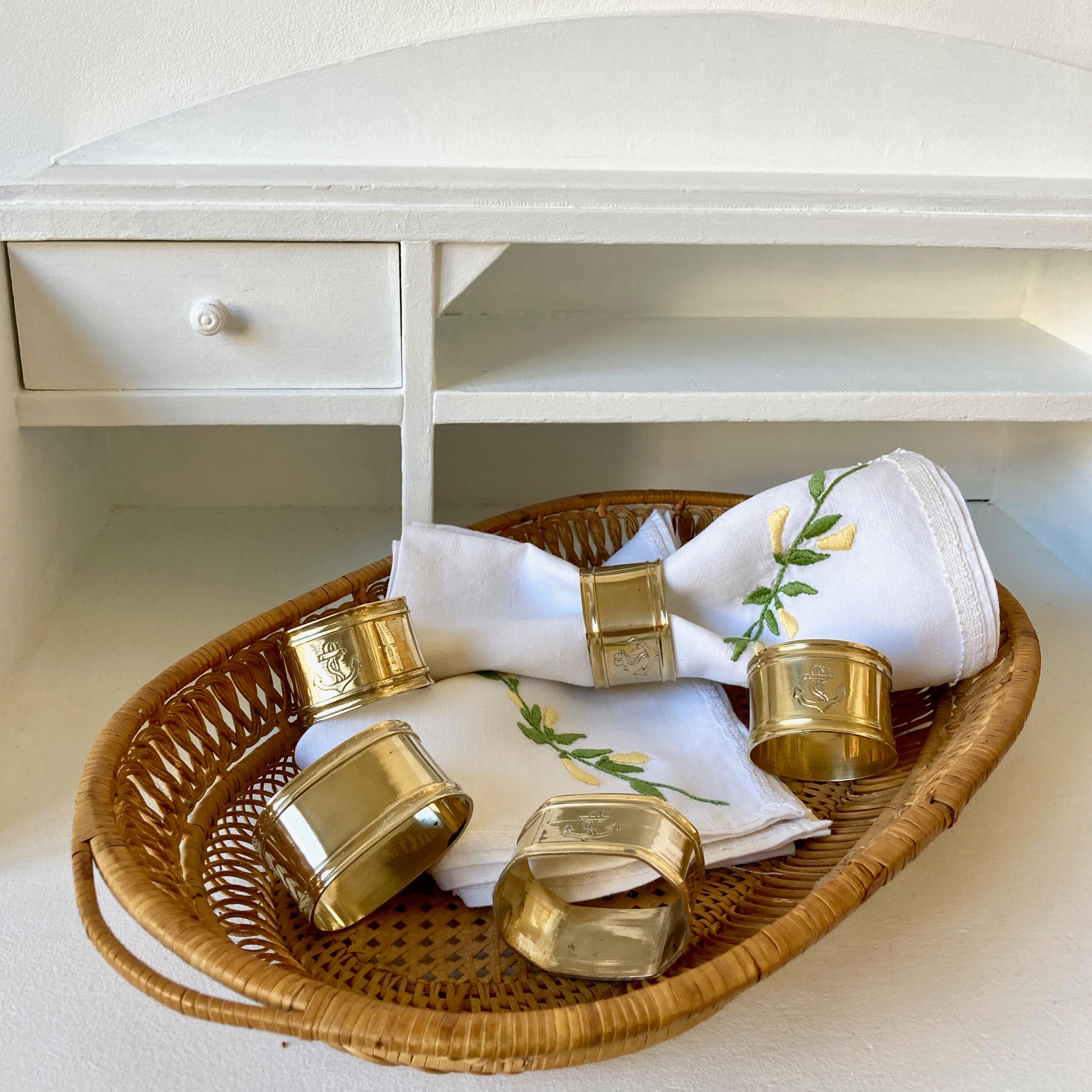 Boat anchor towel rounds