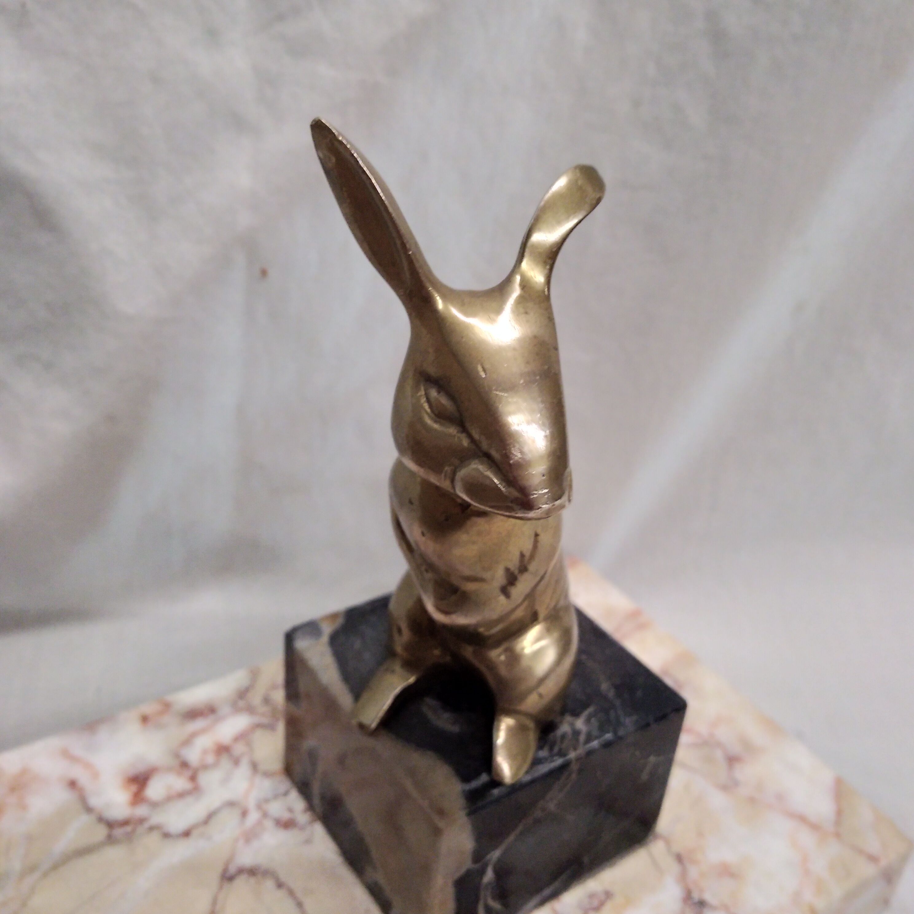 Art deco rabbit lamp