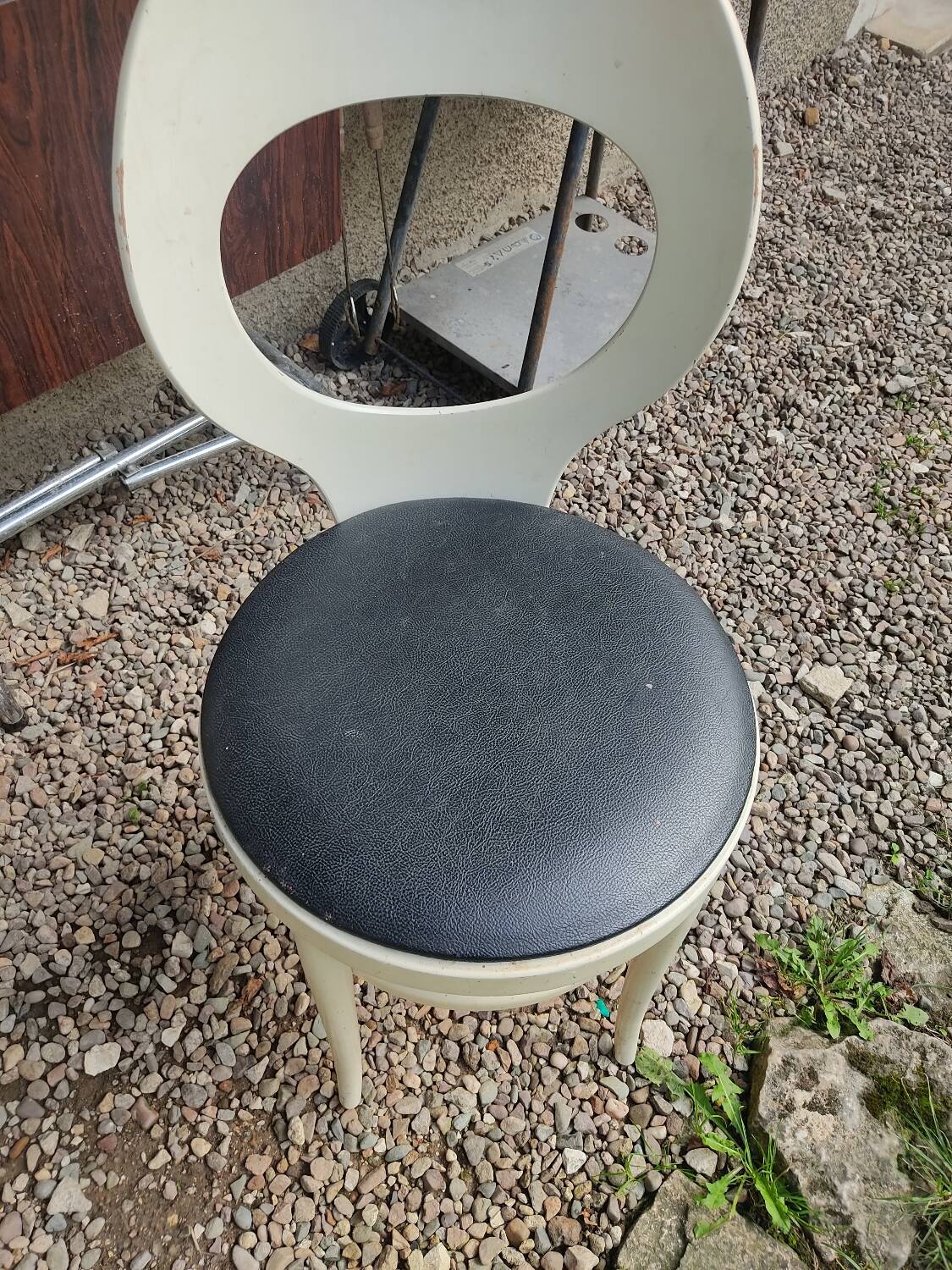 Baumann seagull chair