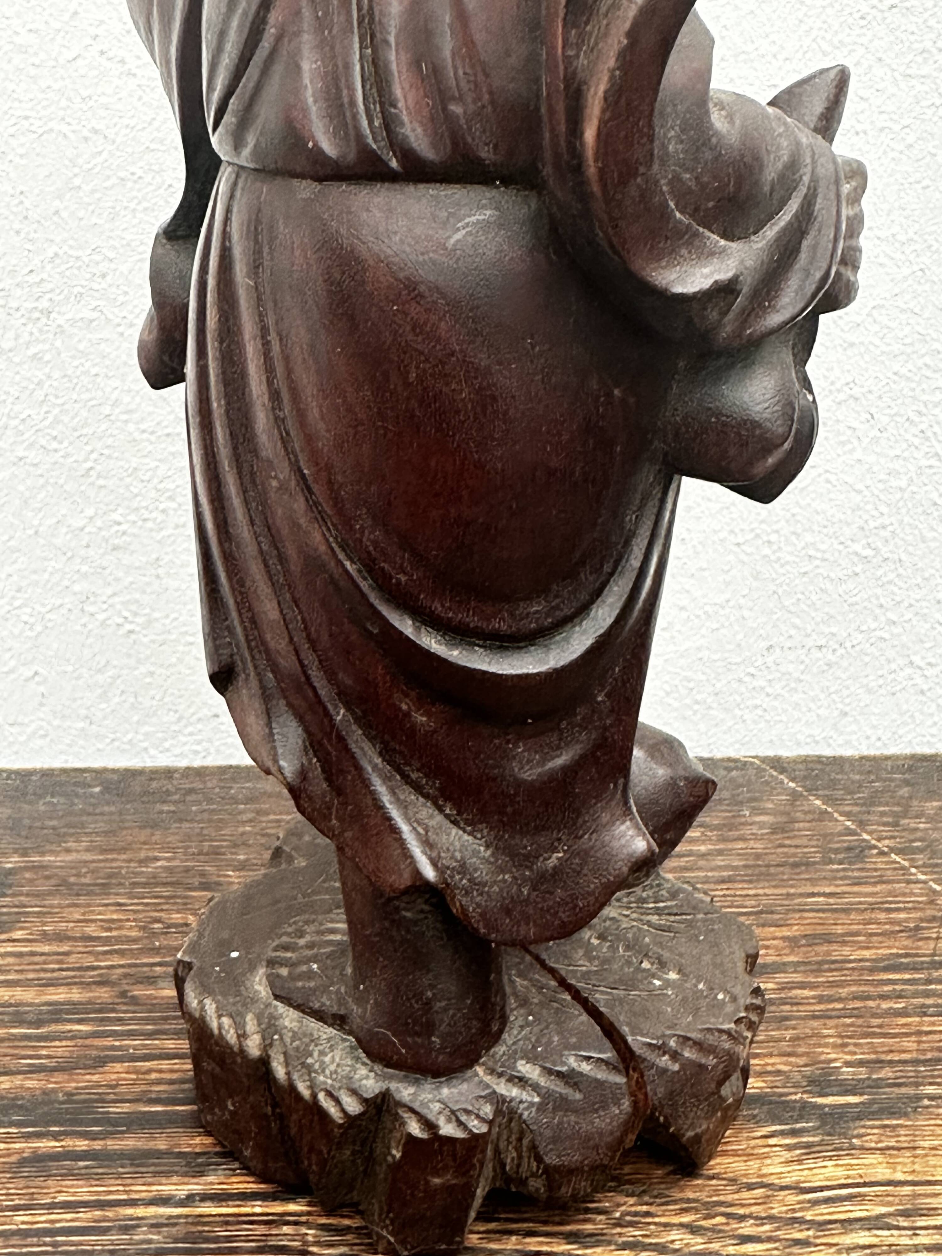 Carved wooden sculpture "Chinese peasant", early 20th century.